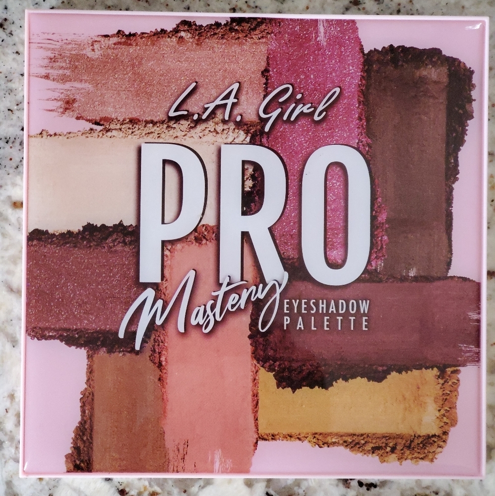 PRo Mastry eyeshadow Palette